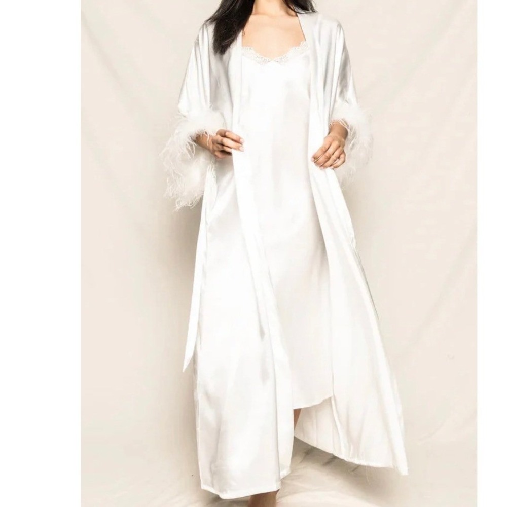 Petite Plume Womens Mulberry White Silk Luxe Long Robe with Feathers M